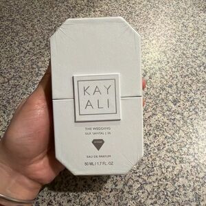 Kayali The Wedding Silk Santal 36 Eau de Parfum